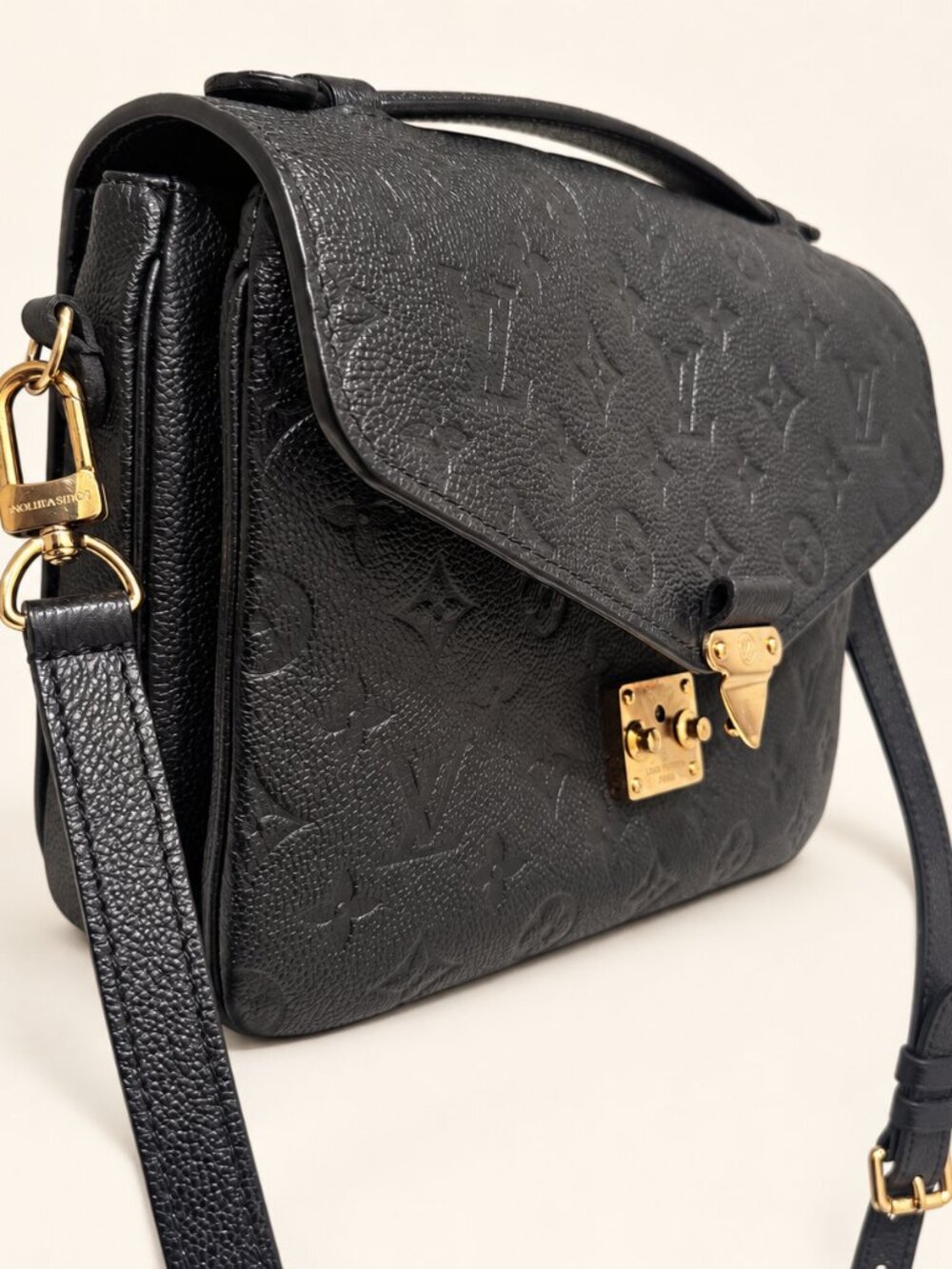 Louis Vuitton Pochette Metis Black Empreinte Crossbody